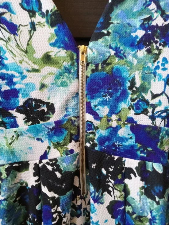 Bold Floral Fit & Flare Dress - Picture 3 of 4